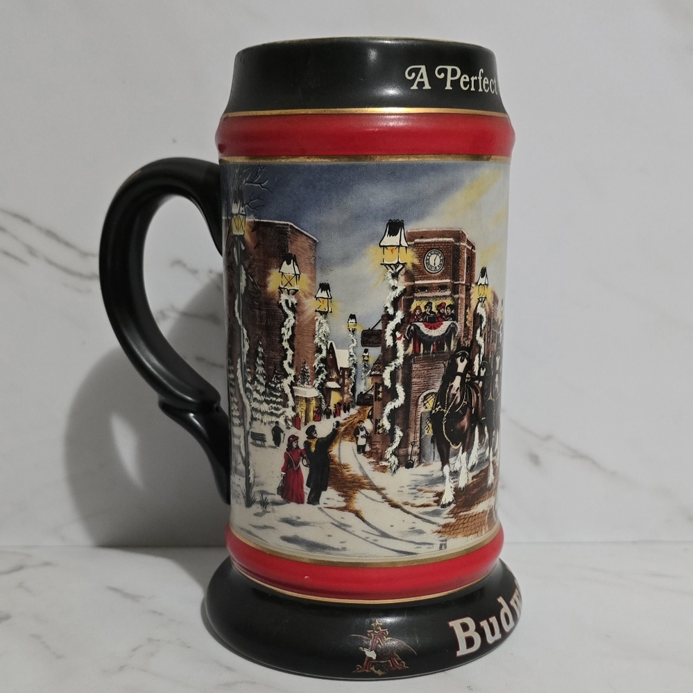 1992 Budweiser Beer Stein A Perfect Christmas Clydesdales Mug Holiday Stein